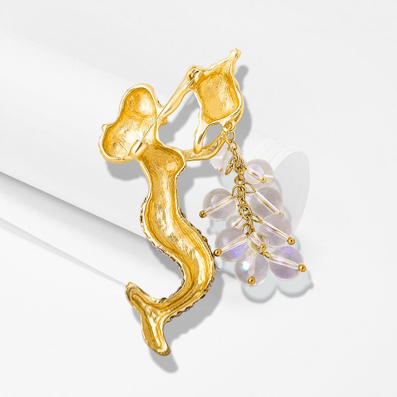 Mermaid High-end Exquisite Luxury Silk Scarf Buckle Fashion Ins Accessories Brooch