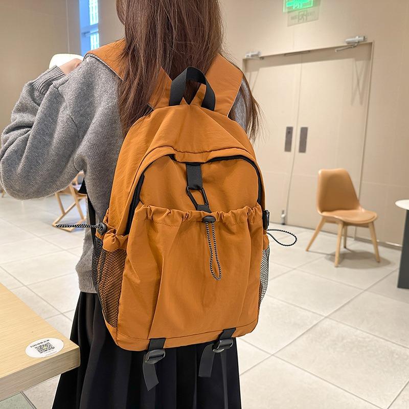 Backpack Women's Bag New Casual Fashion Versatile Large Capacity Nylon Women's Travel Backpack