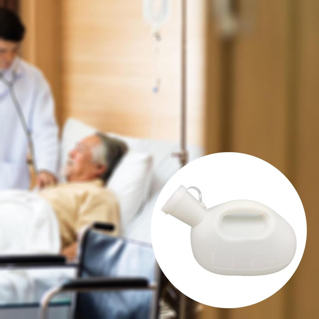 Portable Urinals for Men with Lid Travel Toilet Reusable 2000ml Male Urinal Pee Bottles Mens Potty for Elderly Driving Car