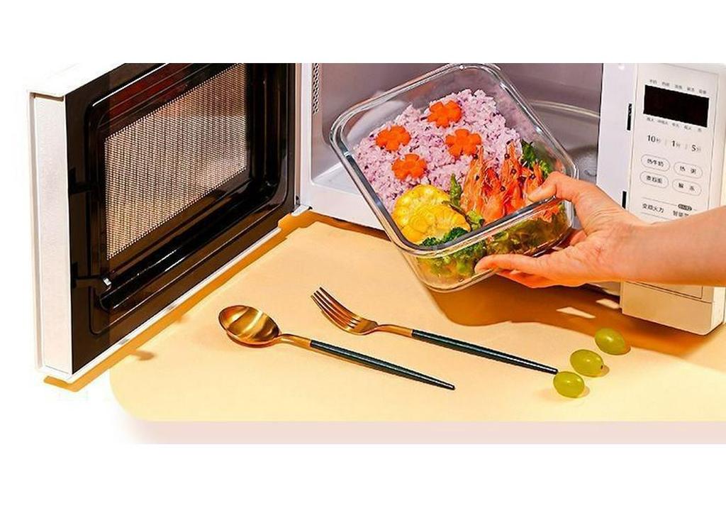 Microwaveable Transparent Glass Bento Lunch Box with Lid and Fresh-Keeping, Includes Damage Compensation.