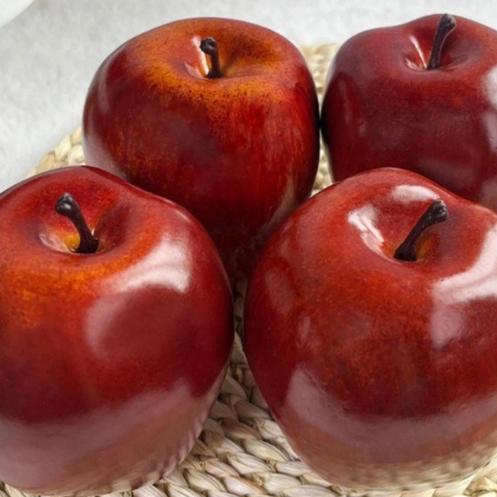 Set aus 4 lebensechten roten Äpfeln Lebensechte künstliche Apfel-Repliken Ideal für Partydekorationen und Unterrichtsmittel für den Klassenraum