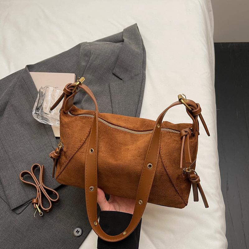 Retro, Simple and Fashionable Underarm Bag, Small Square Bag, High Appearance Level, Large Capacity Single-shoulder Bag