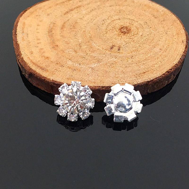 

Engood 100Pcs DIY Round Metal Rhinestone Small Button for Wedding Sewing Trim Embellishments Craft Buckles Headband ZJ108-HZ166 10mm срібний