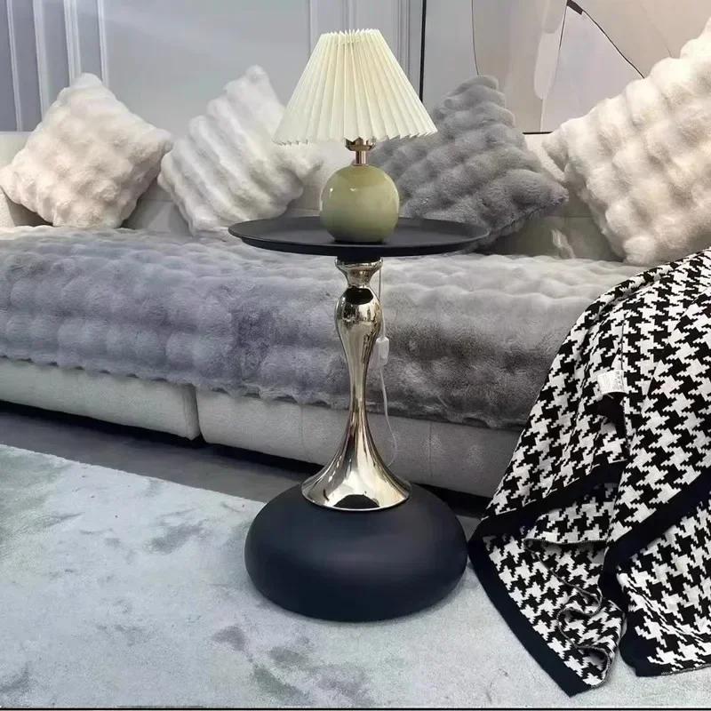 White Round Coffee Table w/ Golden Base - Modern Minimalist Side Table, No Assembly. Sturdy for Living Room, Office & More