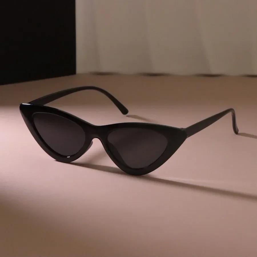 Cool Small Frame Cat Eye Sunglasses Women Men Sun Glasses Female Mirror Colors Designer Brand Fashion Trendy Eyewear