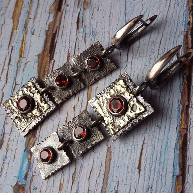 Vintage Earrings, Retro Fashion Jewelry Accessory for Women and Teens