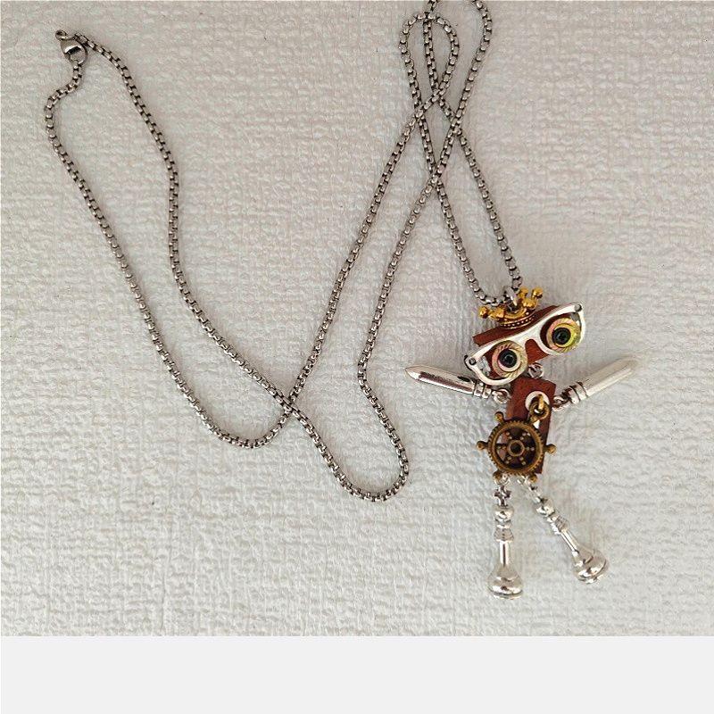 Handmade creative steampunk robot wooden finished necklace DIY keychain trendy play pendant clothing chain pendant