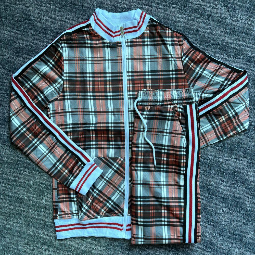 2024 Podzim/Zima Nový módní trend Ležérní set pro muže Evropský a americký Kostkovaný Módní kabát Sportovní kalhoty se zesíleným sametem