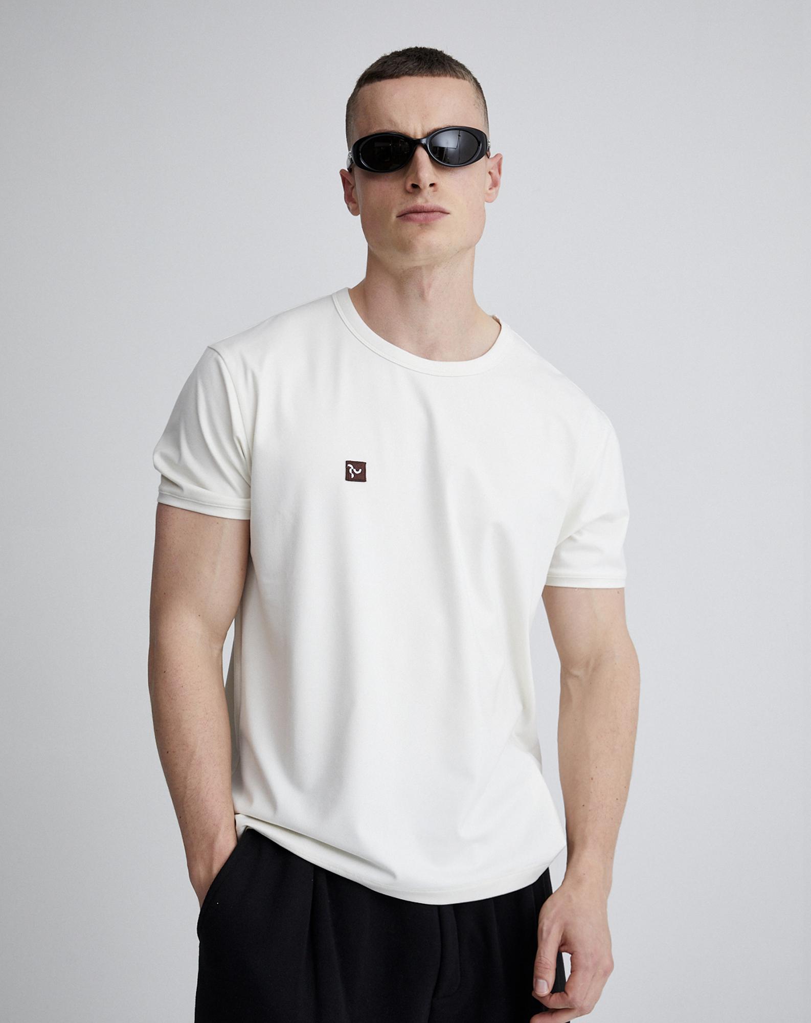 Audio Knit Athleisure Fit Functional Soft (Cream) White Beige/L