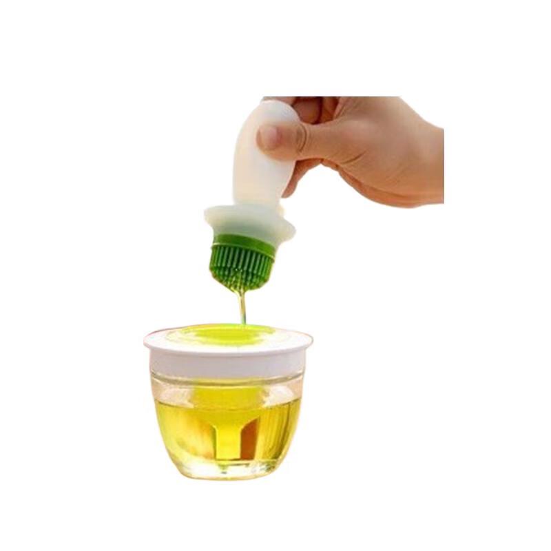 

Набор силиконовой кисти и бутылки для масла