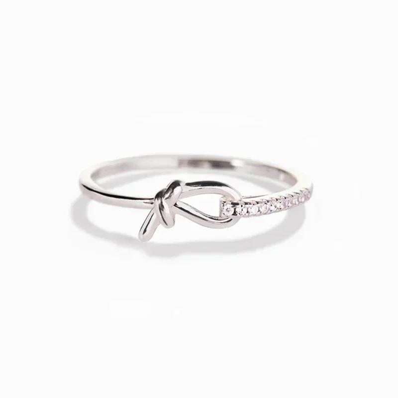 Huitan Dainty Knot Design Rings for Women Gorgeous Elegant Temperament Accessories Trendy Delicate Novel Daily Party Zircon