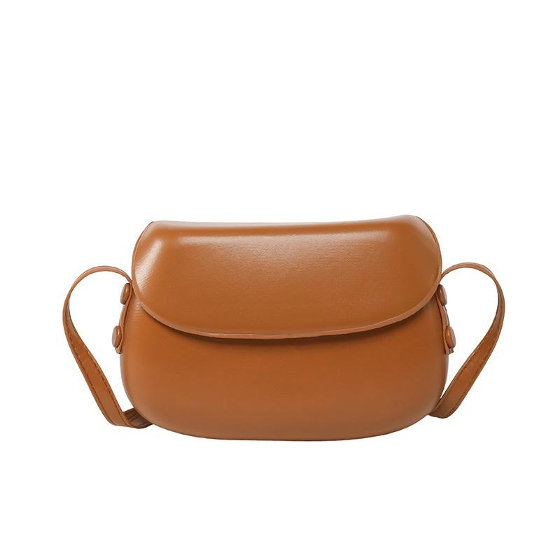 Retro Saddle Bag Single-shoulder Crossbody Bag Fashionable Simple and Artistic Hard-shell Bag for Ladies Casually