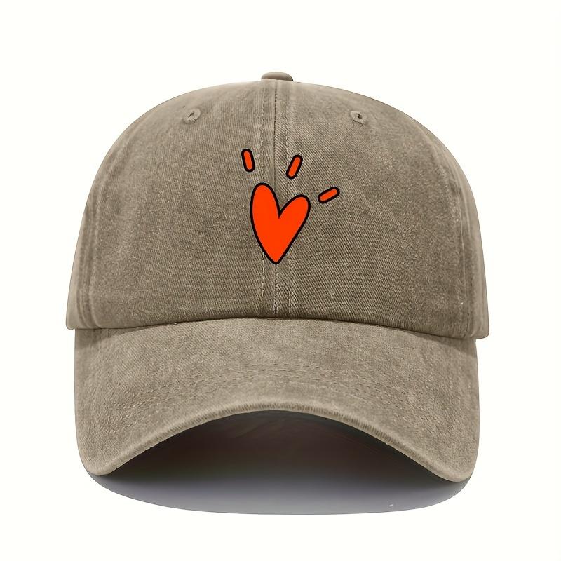 Retro Baseball Cap with Heart-shaped Pattern, Sun Protection Adjustable, Elastic Fit, Year-round Casual Sports Cap.