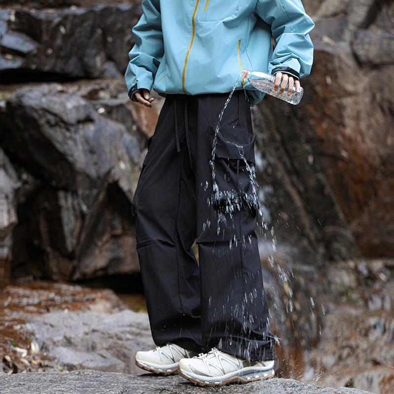 

NCAA Men s Relaxed Fit Cargo Pants S