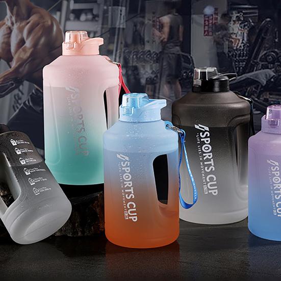1500/2300/3780ml Large Capacity Ergonomic Handgrip Water Bottle Food Grade Leak-proof Lid Big Water