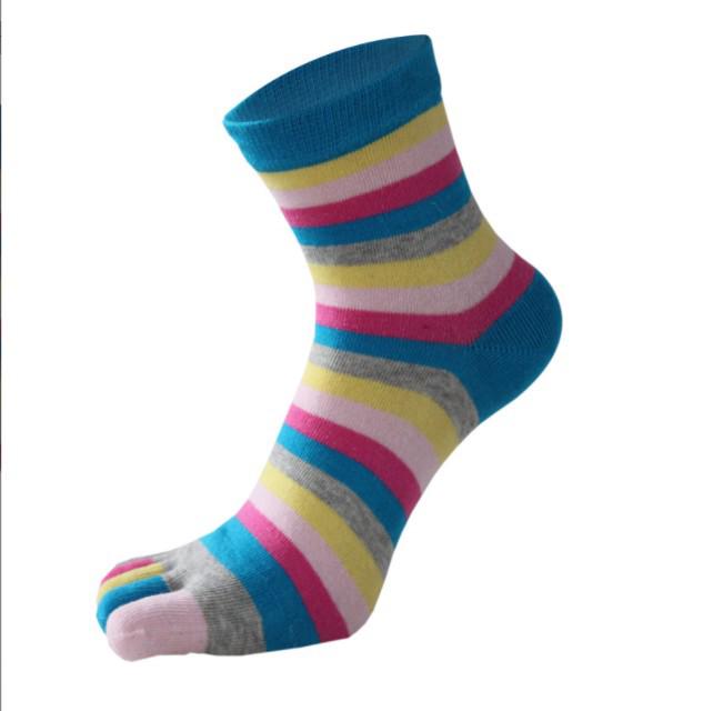 Women's Colorful Mid-Calf Five-Finger Cotton Socks - Sweat-Absorbent, Toe Style for All Seasons