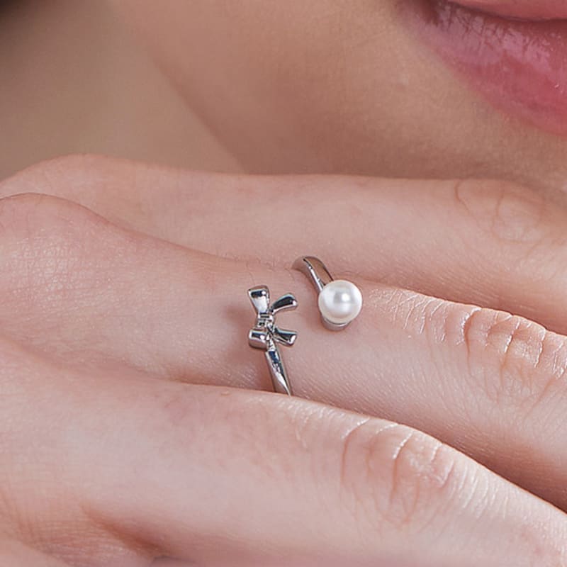 Noonoo Fingers Merry Bow Ring