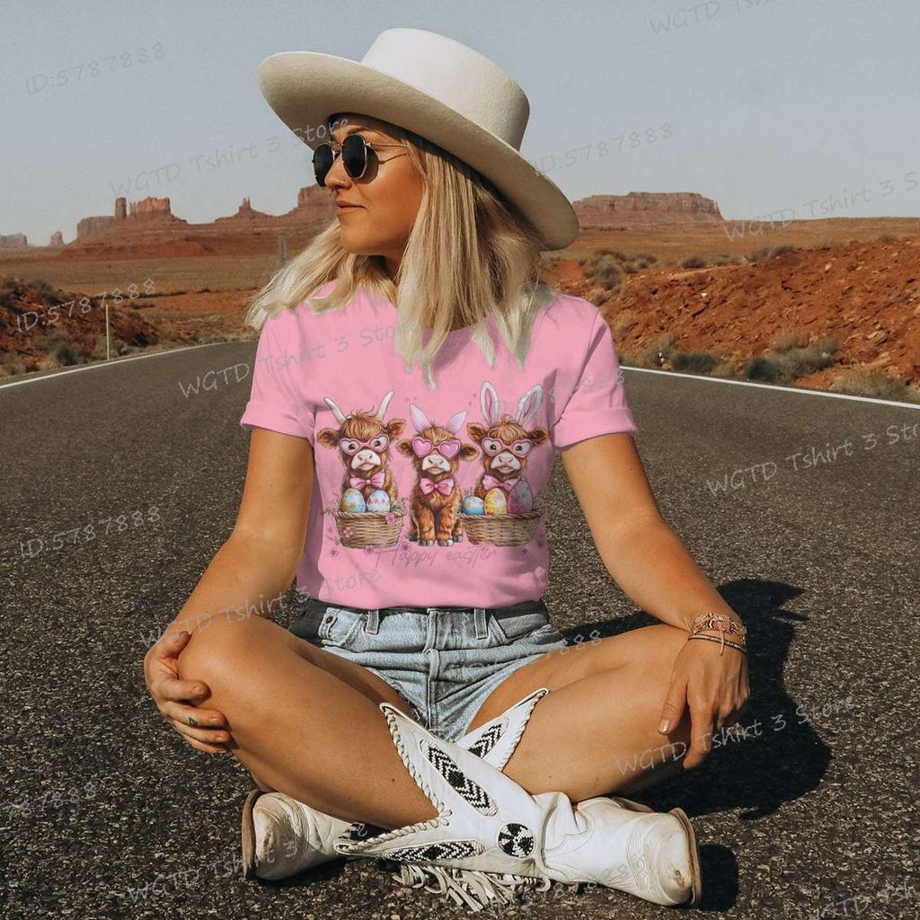 Happy Easter Day T-shirt Female Easter Cute Highland Cow Graphic T Shirts Women Cute Cow Gift for Women Retro Easter Vibes Shirt