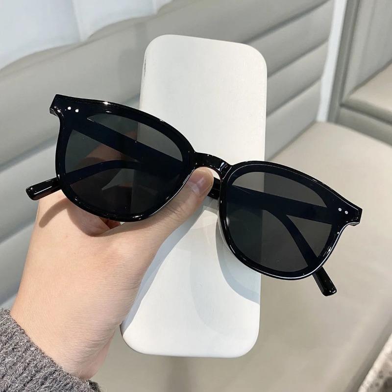 New Small Oval Sunglasses For Women'S Vintage Design Eyeglasses Female Sexy Retro Outdoor Trendy Eyewear Uv400 Sunglass