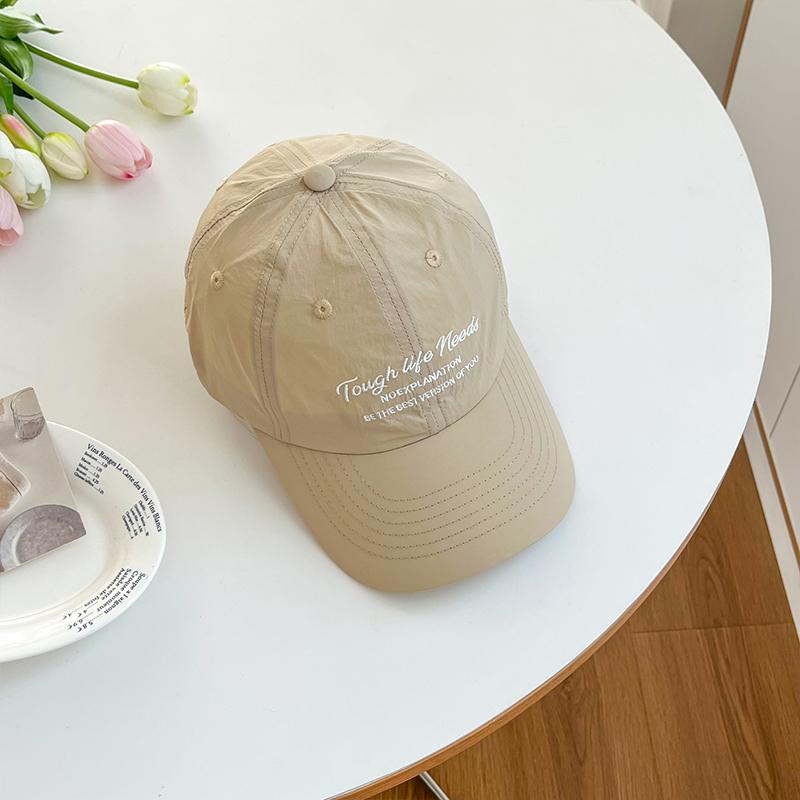 Spring and Summer Sunshade Breathable Sun Hat, Children's Embroidered Letter Baseball Cap, Quick Drying Waterproof Duckbill Cap
