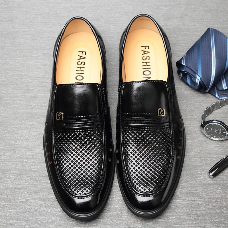 Fashion Summer New Designer Hallow Out Leather Shoes for Men Fashion Casual Soft Sole Men's Dress Shoes Solid Color Loafers Male