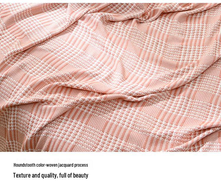 Bamboo Cotton Houndstooth Quilt: Antibacterial, Soft, Breathable, Air Conditioning Blanket
