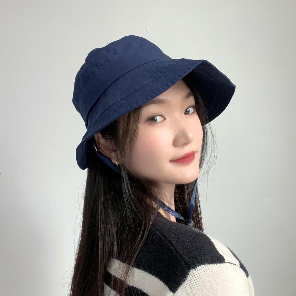 Banding Women's Bucket Hat (Navy)
