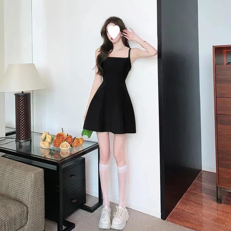 Fashion strap suspender skirt summer new temperament foreign style square collar thin age reduction A word dress