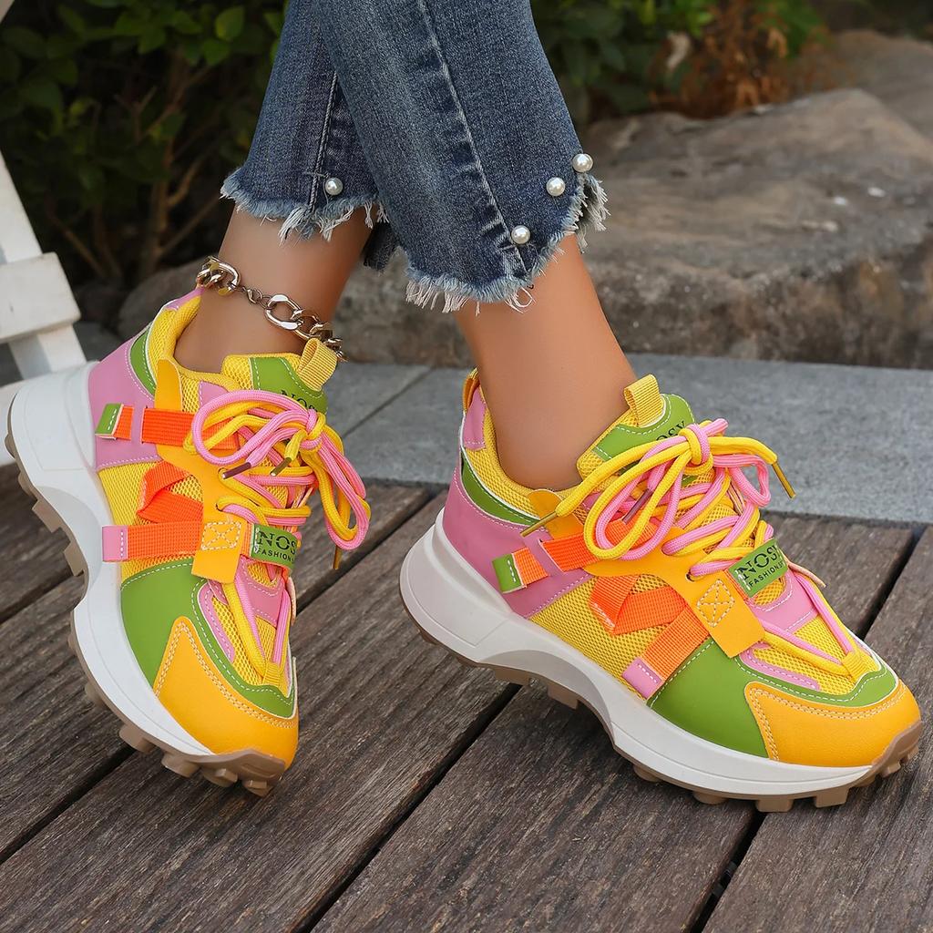 Fashion Women Sneakers New Breathable Mesh Platform Sneakers Women Casual Lace Up Outdoor Designer Shoes Comfortable Low Top Women Shoes