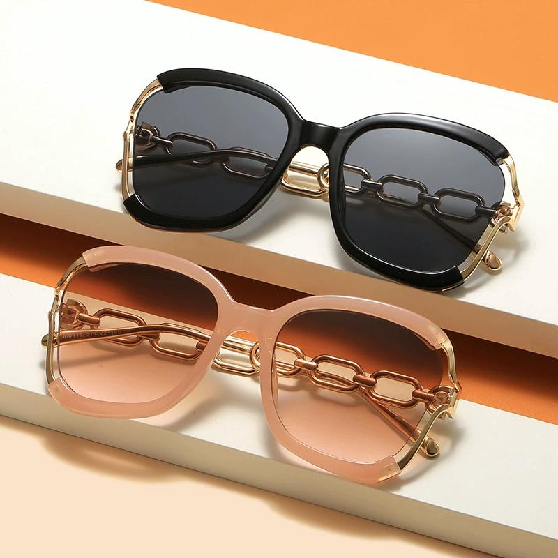 Brand Designer Oversized Square Sunglasses Women Men Stylish Metal Chain-Link Gradient Lens Sun Glasses for Ladies Driving Shade