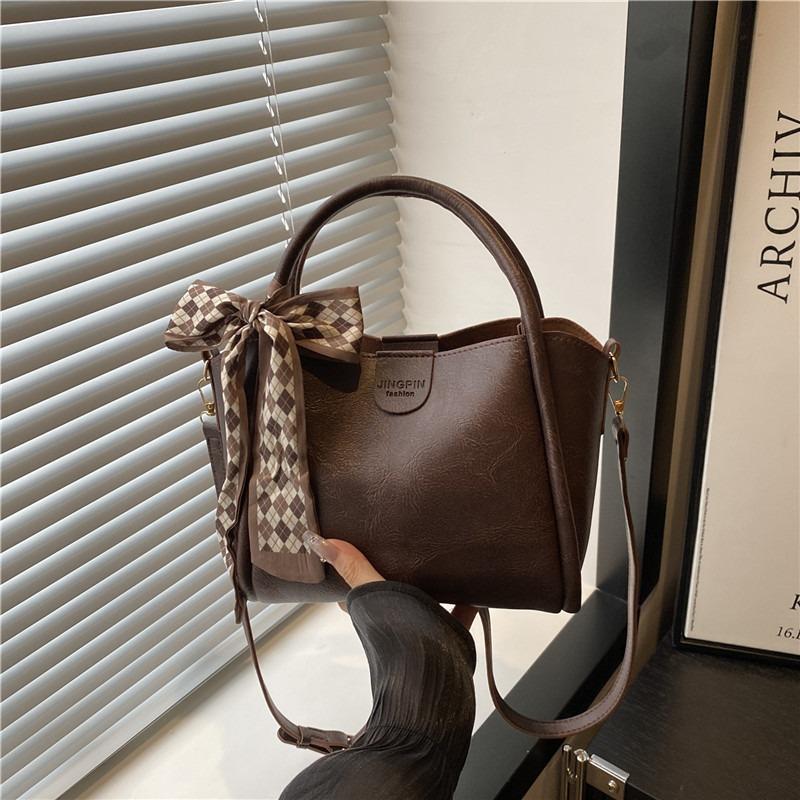Today's popular vegetable basket silk scarf new solid color soft surface commuting shoulder crossbody portable bucket bag