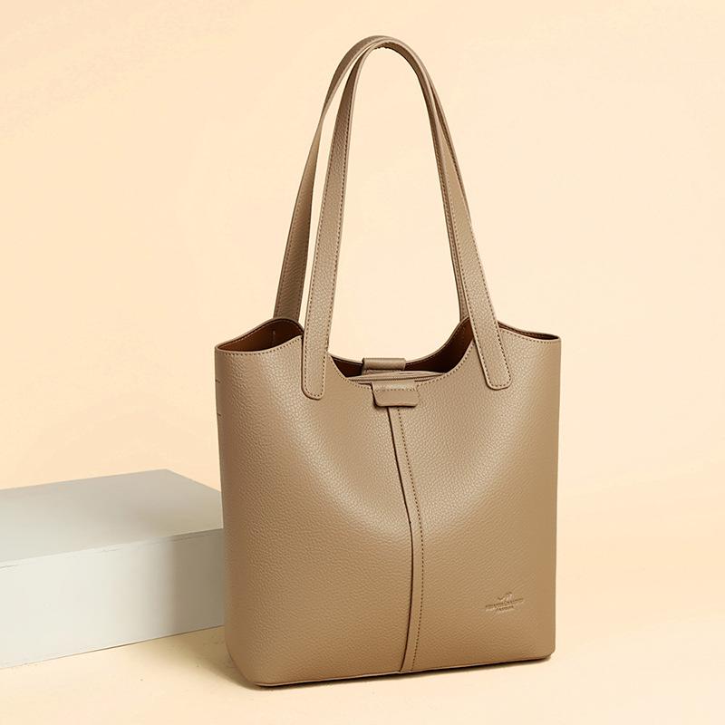 Women's New Simple and Atmospheric Soft Leather Shoulder Tote Bag with Large Capacity and Temperament for Commuting Crossbody Women's Bag