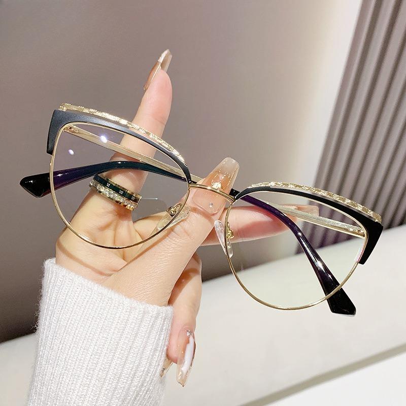 Photochromic Glasses Anti Blue Light Minimalist Style Flat Glasses Ultra Light Eyeglass Frame Metal Spring Eyeglass Legs