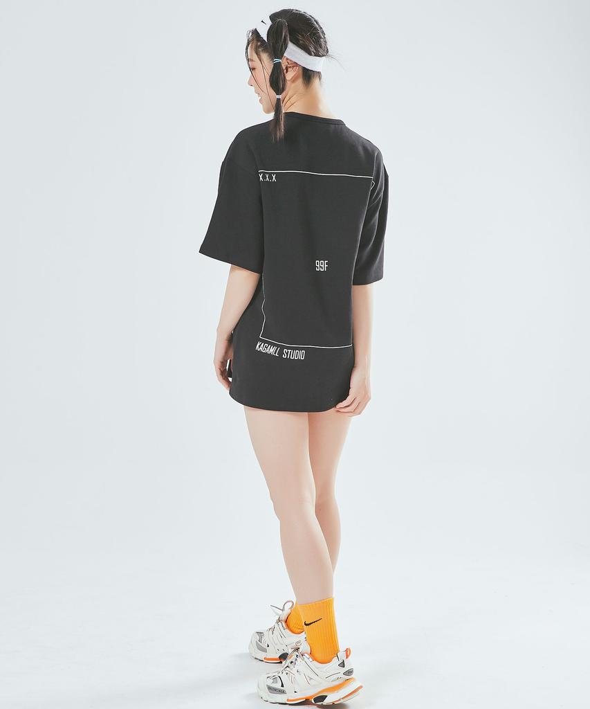 Kagamiel Oversized Square Print T-Shirt Black