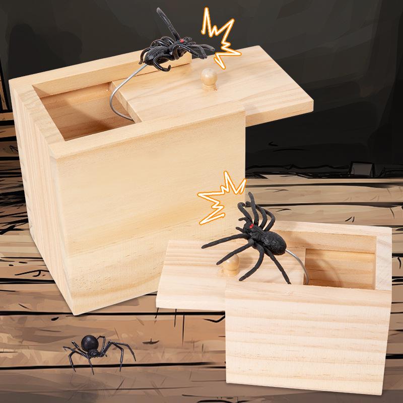 

Creative Spider Prank Box: Pull-Out Scary Surprise for Halloween