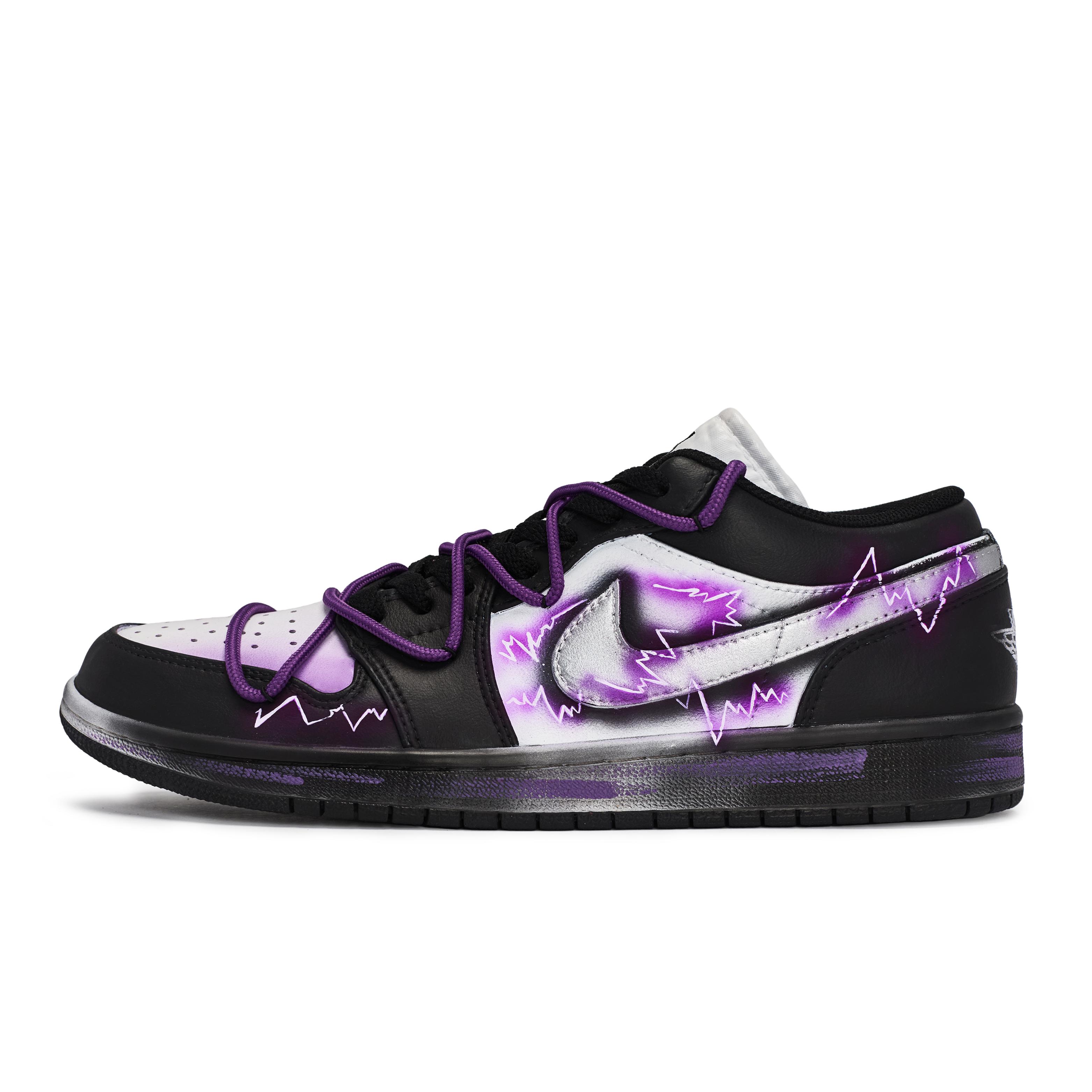 

Jordan Air Jordan 1 811 Manufacturing, Storm Cloud Thunder Low top Vintage Basketball Shoes Unisex Black White Purple DC0774-101(Team80-) 38