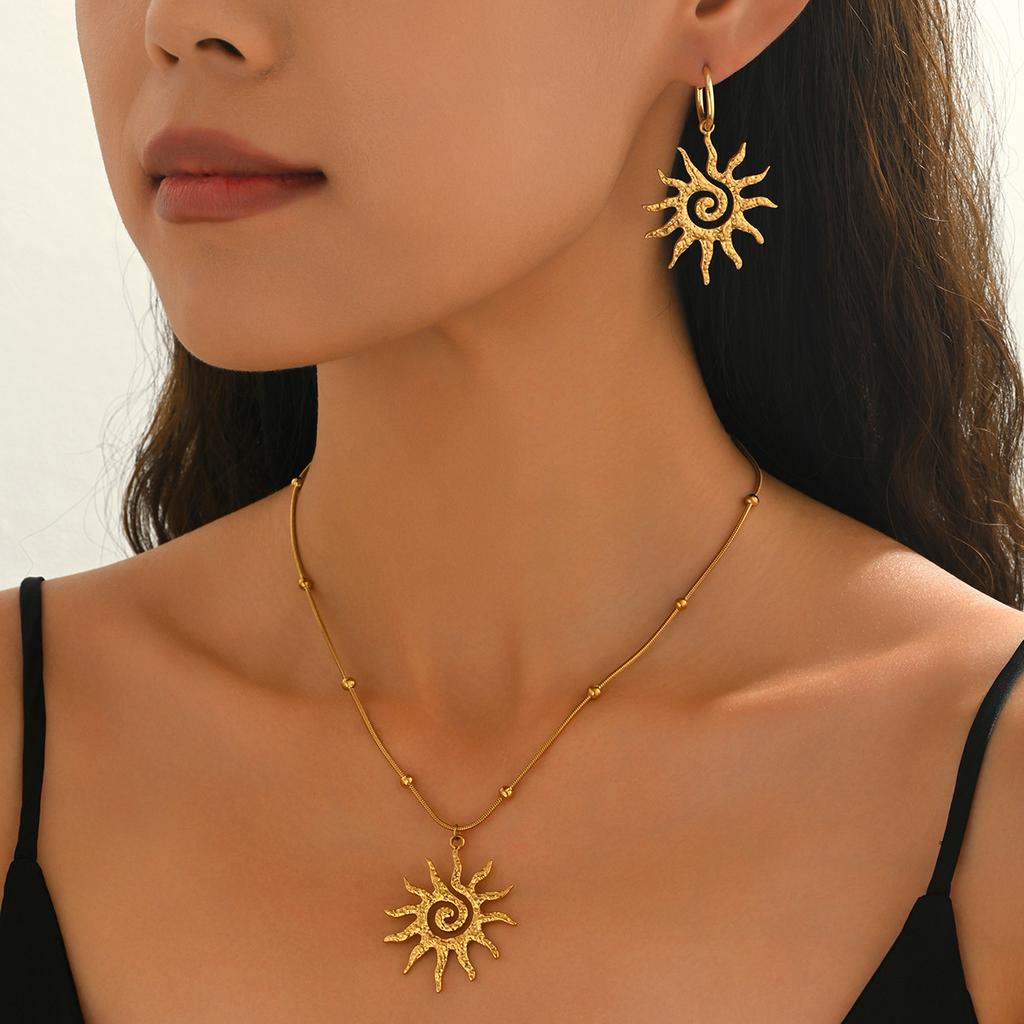 Damen Halsketten Set mit einzigartigem Sonnenblumen Design Anhänger Ohrringe Vielseitiger Schmuck für Frauen