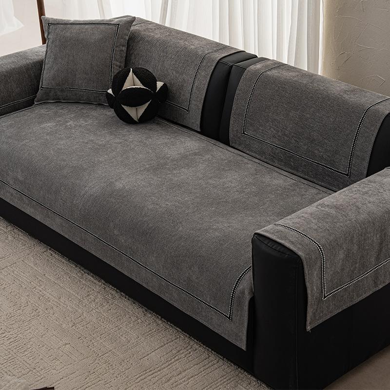

Simple Wind Maca Velvet Sofa Cushion, Universal Non-Slip In All Seasons, Advanced Straight-Breasted Leather Sofa Seat Cushion New Cover Cloth 70*70cm