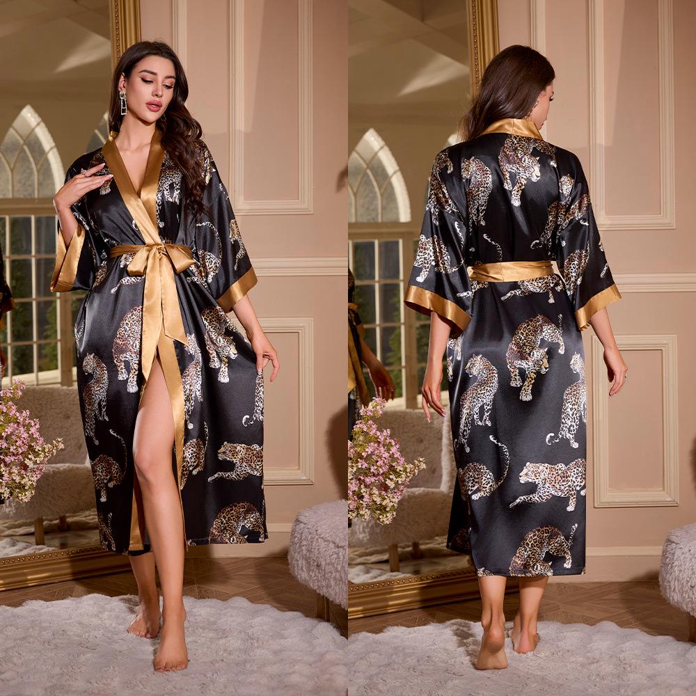 Eisseide Damen Sommer Kühlendes Nachthemd - Übergröße, Leichter Luxus, Lockere Passform, Dünner Bademantel WP3429