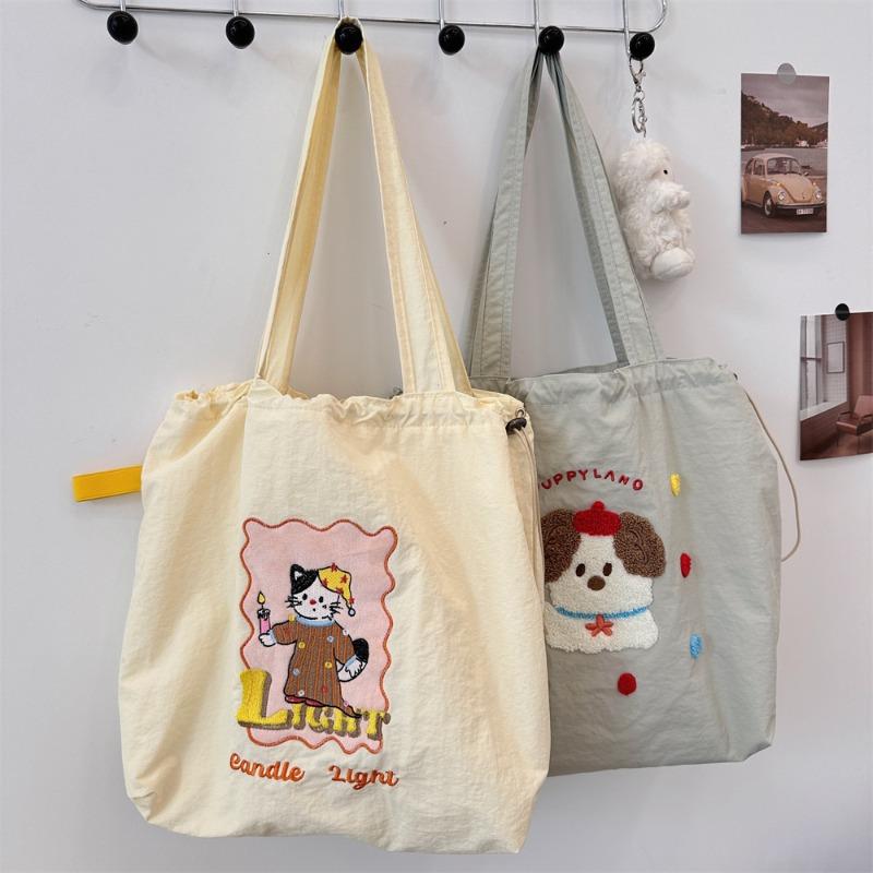 Cute Versatile Shoulder Bag Travel Canvas Bag Large Capacity Student Class Commuter Bag Female