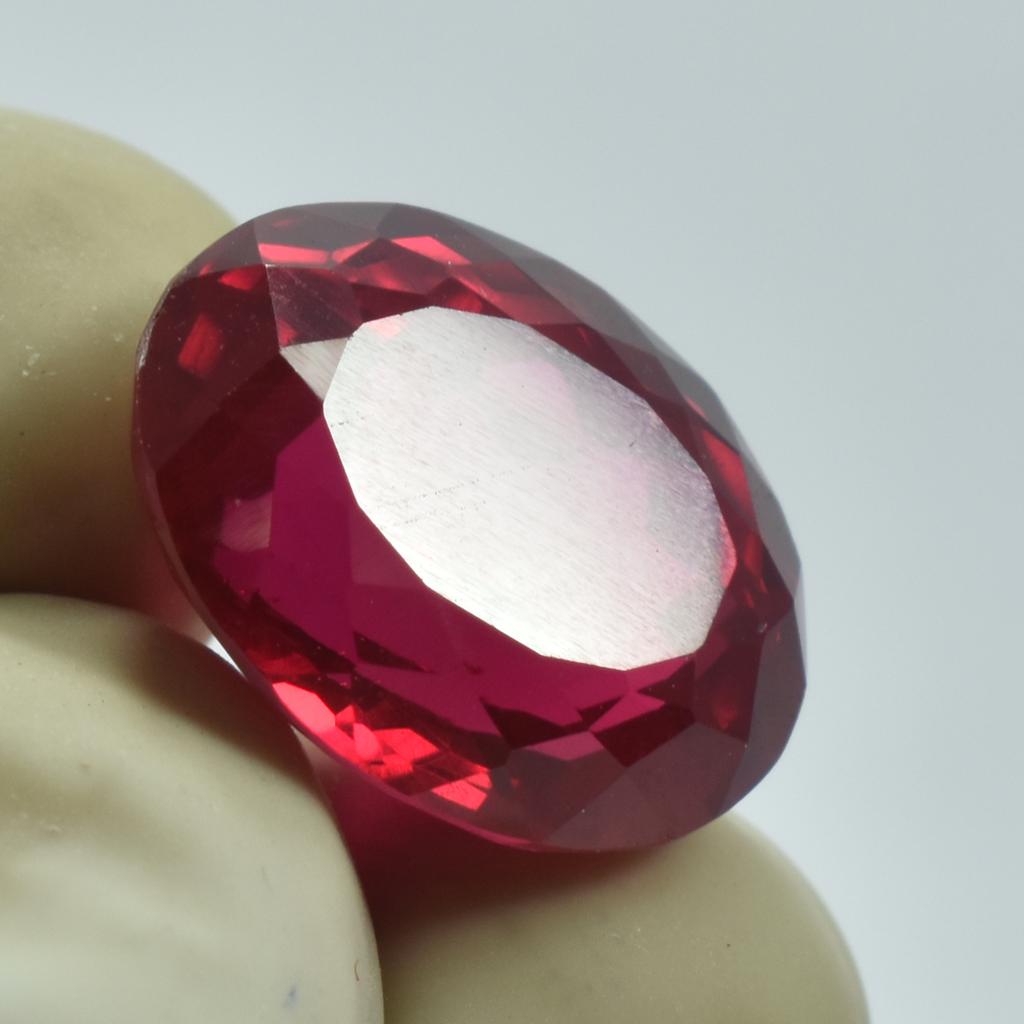 Red Ruby 8.10 Ct Natural Oval Cut Loose Gemstone CERTIFIED SU-731