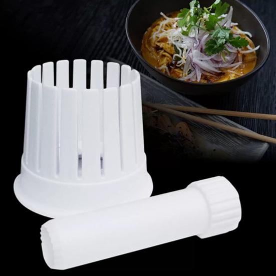 Onion Slicer Cutter with Vertical Slots Ergonomic Vegetable Chopper for Cabbage Carrots Food-Grade Plastic Essential Kitchen Tool for Salads