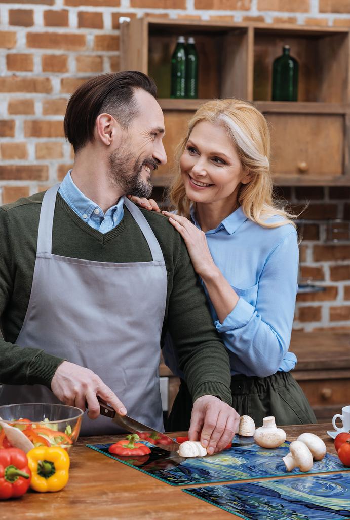 SZKLANA PŁYTA OCHRONNA NA KUCHENKĘ 75x52 SZTUKA