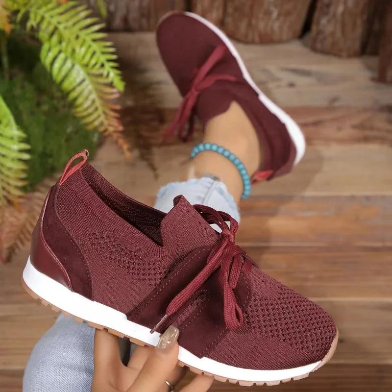 

Мода 2024 года. Высококачественная женская обувь. Весна и осень. Модная однотонная сетчатая дышащая женская спортивная обувь с низким верхом и шнуровкой. 38 вино красного