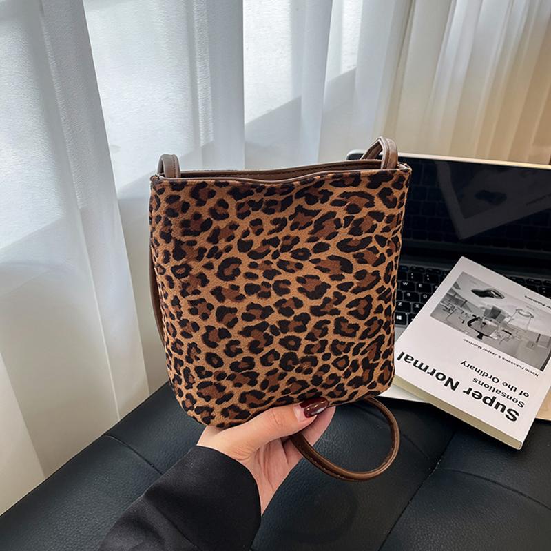 

Ретро замшевая сумка-хобо, милые наплечные сумки, лаконичные женские сумки с прострочкой, высококачественная универсальная маленькая квадратная сумка 18x12x16.5cm