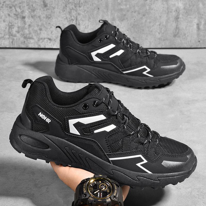 

Large size men s shoes casual outdoor hiking low-top hiking shoes men s sports shoes breathable non-slip wear-resistant training shoes 39 чёрный