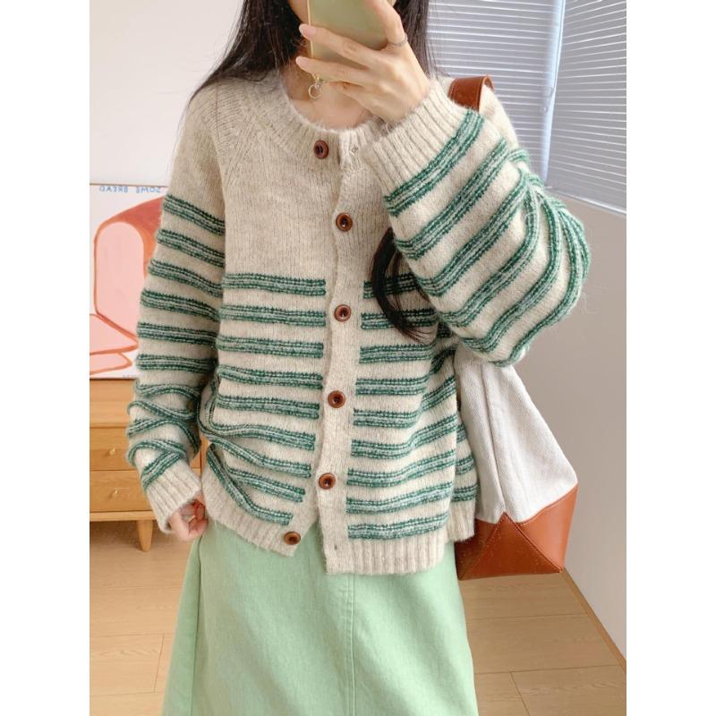 Striped knitted cardigan retro design round neck loose and thin design casual age-reducing sweater jacket