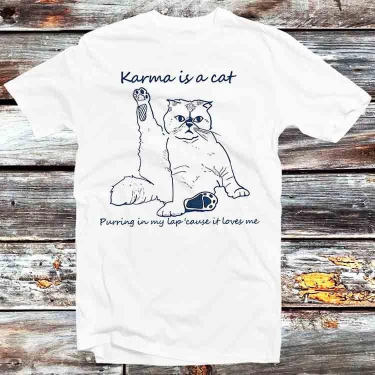 Карма - это кошка, мурлыкающая у меня на коленях, потому что она меня любит. Любовь к кошкам Футболка B1127 XL