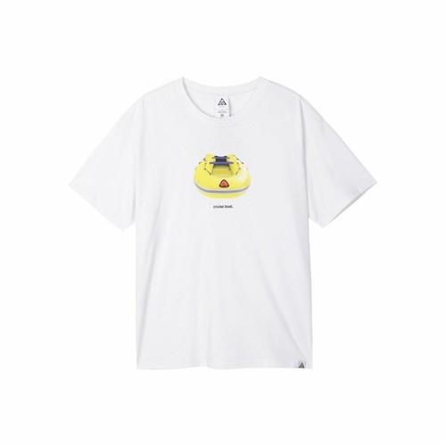 

Nike Men s White Short-Sleeve T-Shirt with Retro American Chest Print XXL білий