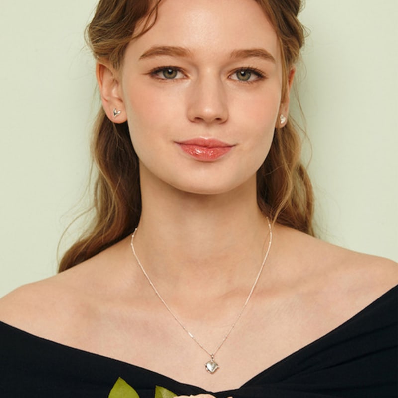 Murmur [925silver]Heart Craft Stud Earring